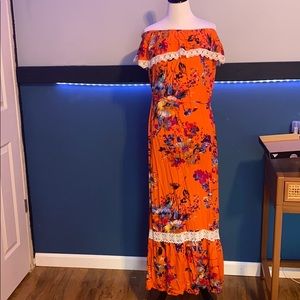 Off the shoulder Maxi Dress